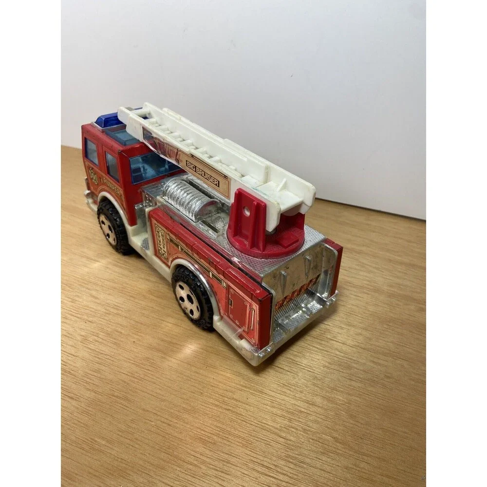 1989 BUDDY L Big Bruiser Pumper Fire Truck Plastic & Metal VTG